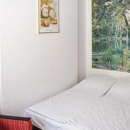 Holiday Kiss Erno Utca-zamardi Holiday home *